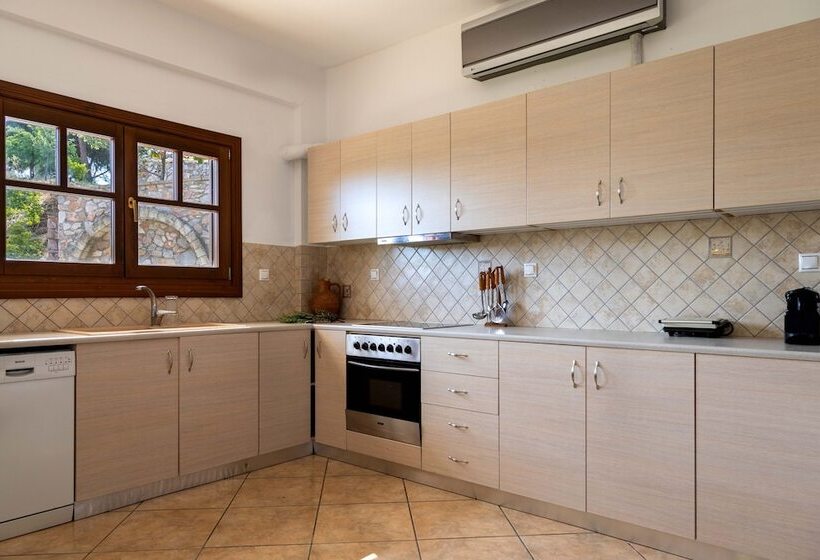 Апартаменты Deluxe 1 Спальня, Porto Koufo Resort