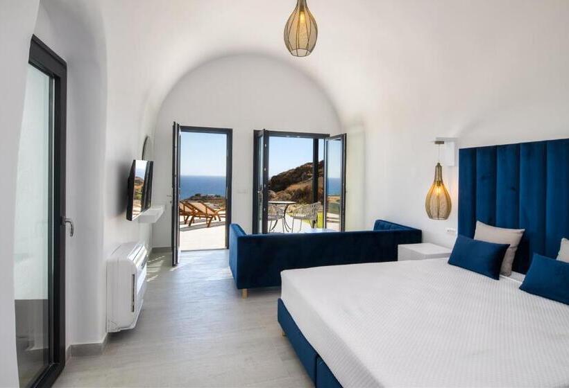 Полулюкс с Бассейном, Palm Island Suites