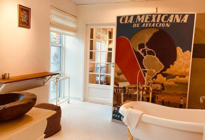 Люкс Вид на Реку, Boutique Hotel Postgården