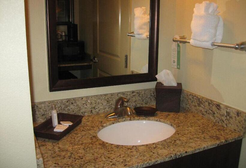 Номер Стандарт, Little Missouri Inn & Suites Watford City