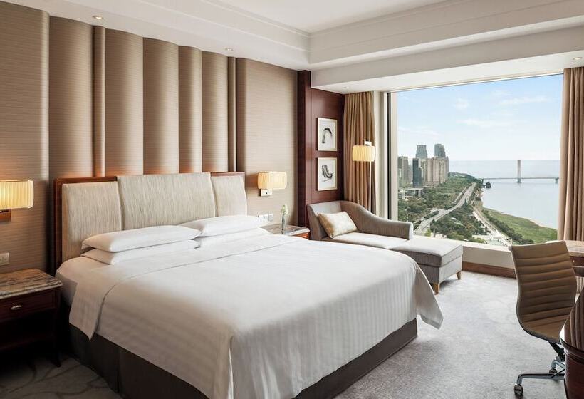 Номер Клуб, Shangrila Nanchang