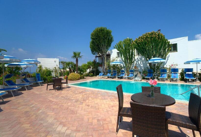 Семейный Номер, Wellness And Relaxing Time In Ischia Per 16 People