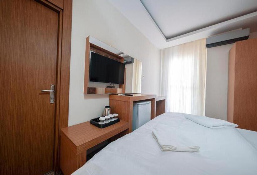 غرفة قياسية, By Sultan Otel