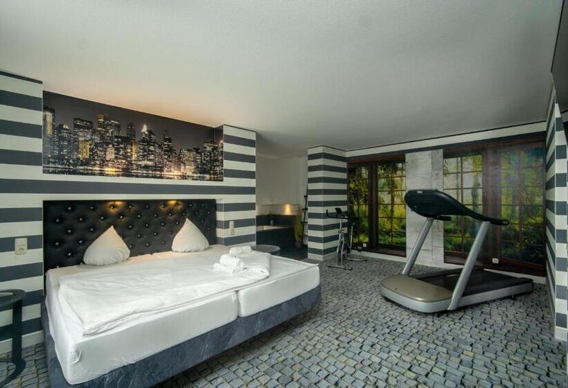 스위트, Sl Otel Im Parforcehaus