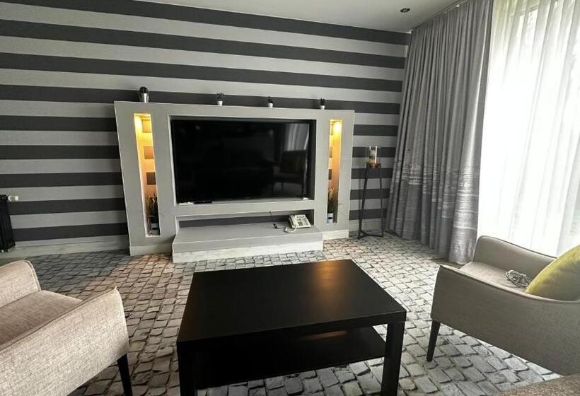 테라스 스위트, Sl Otel Im Parforcehaus