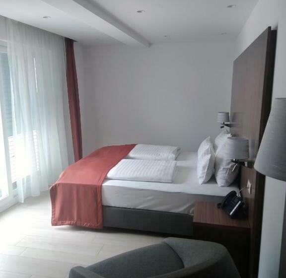 חדר דלוקס עם מרפסת נוף לים, Aparthotel Miramare