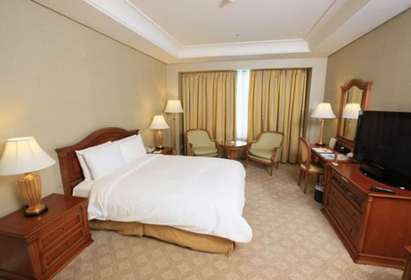 Номер Стандарт, High1 Grand Hotel Main Tower