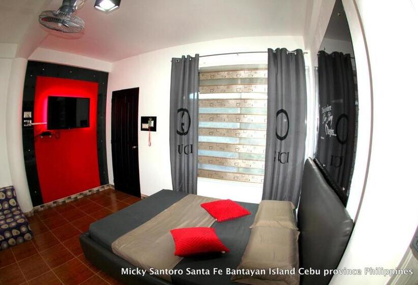 标准间带露台, Micky Santoro Hotel & Restaurant