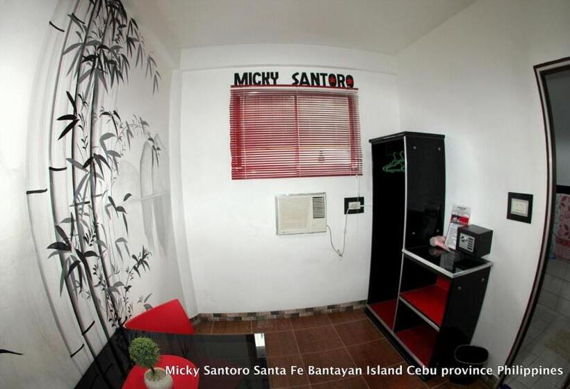 标准间带露台, Micky Santoro Hotel & Restaurant