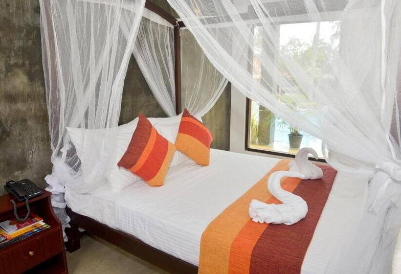 Номер Стандарт, Olanro Hotel Negombo