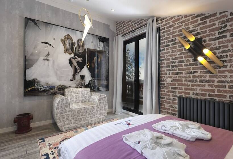 Номер Стандарт, Snow Lodge Hotel Courchevel 1850