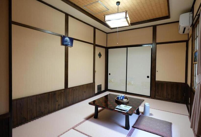 内部经济间, Tsuyukusa