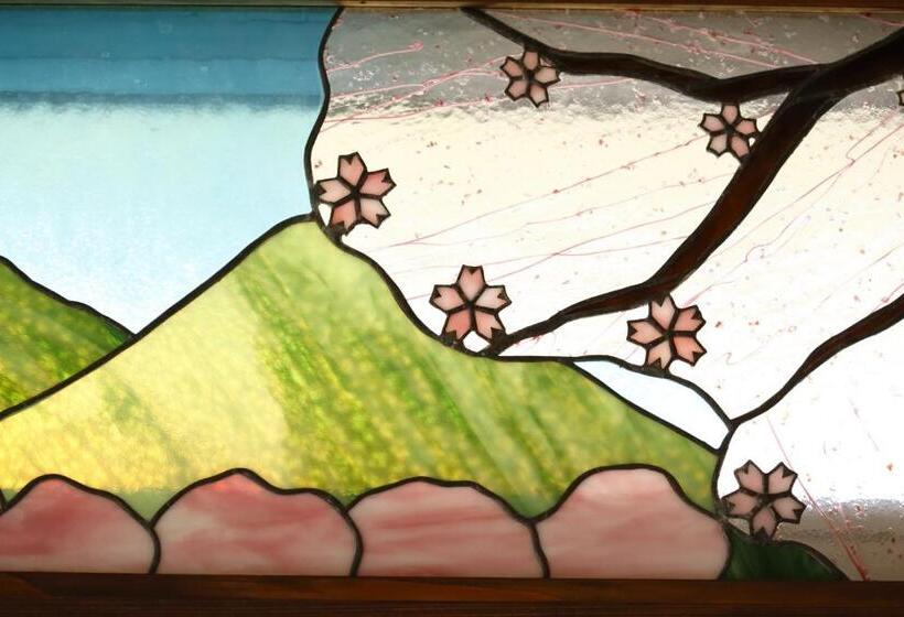 标准房带园景, Tsuyukusa
