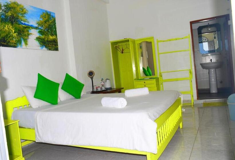 Quarto Estandar Vista Mar, Rampart View Guesthouse