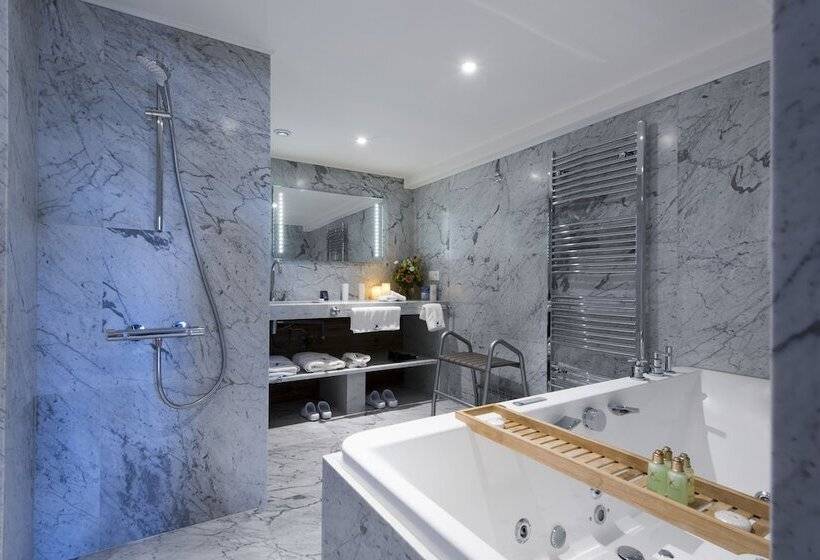Люкс, Snow Lodge Hotel Courchevel 1850