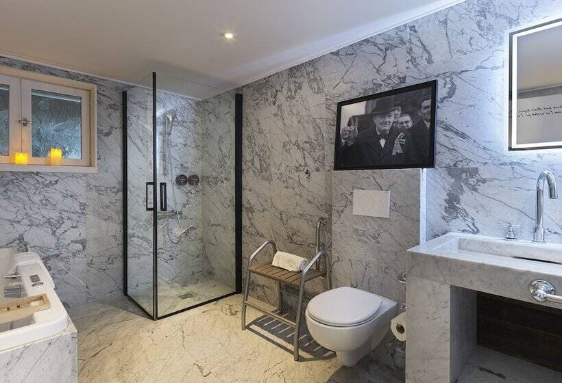 Люкс, Snow Lodge Hotel Courchevel 1850