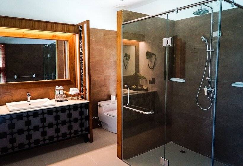 اتاق لوکس, Amata Garden Resort