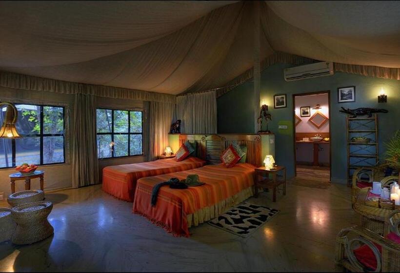 Deluxe Tent, Pench Jungle Camp