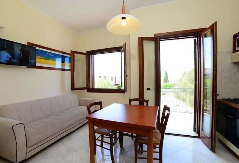 Апартаменты 2 Спальни, Residence Smeraldo