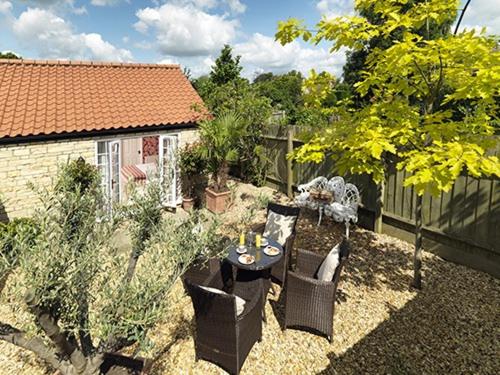 اتاق سوپریور با چشم‌انداز باغ, The Crown Inn