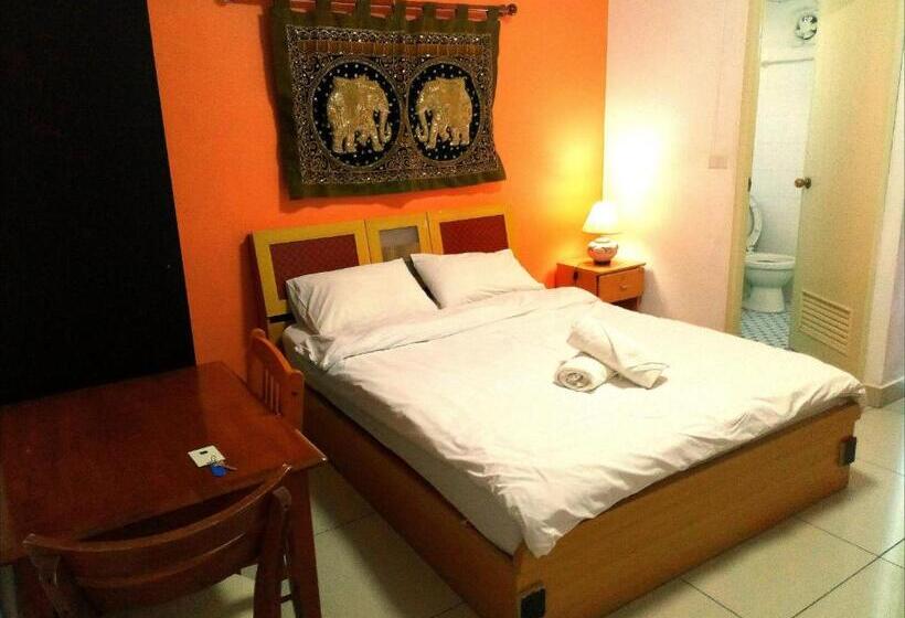 חדר סטנדרט, Jomtien Hostel