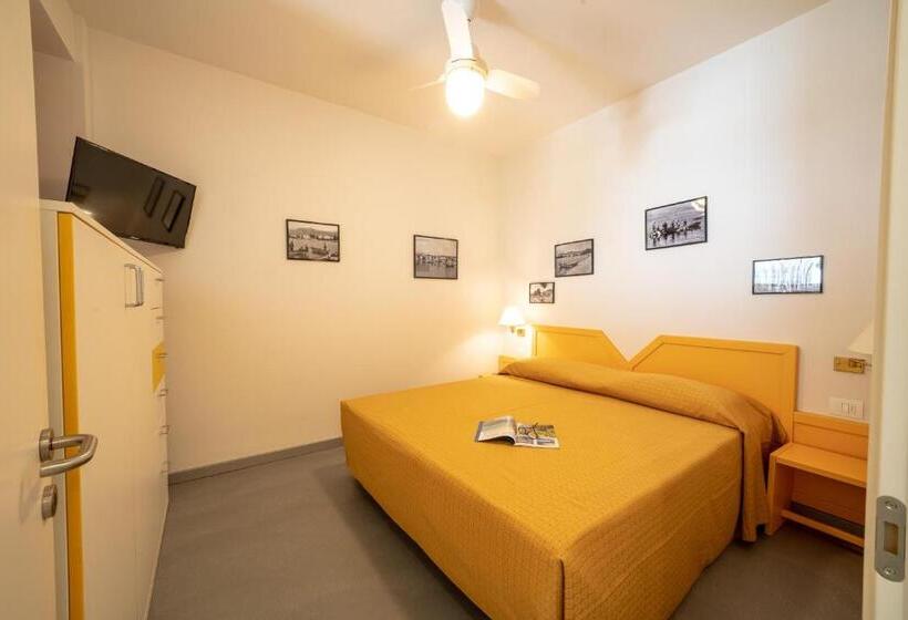 2 Bedroom Apartment with Views, Residence Arca