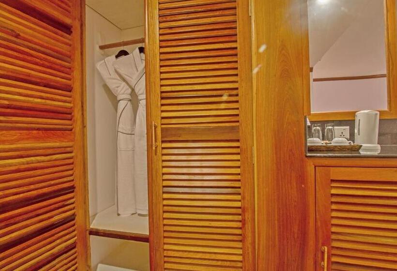 バルコニー付きジュニアスイート, Cheathata Cts Hotel Siem Reap