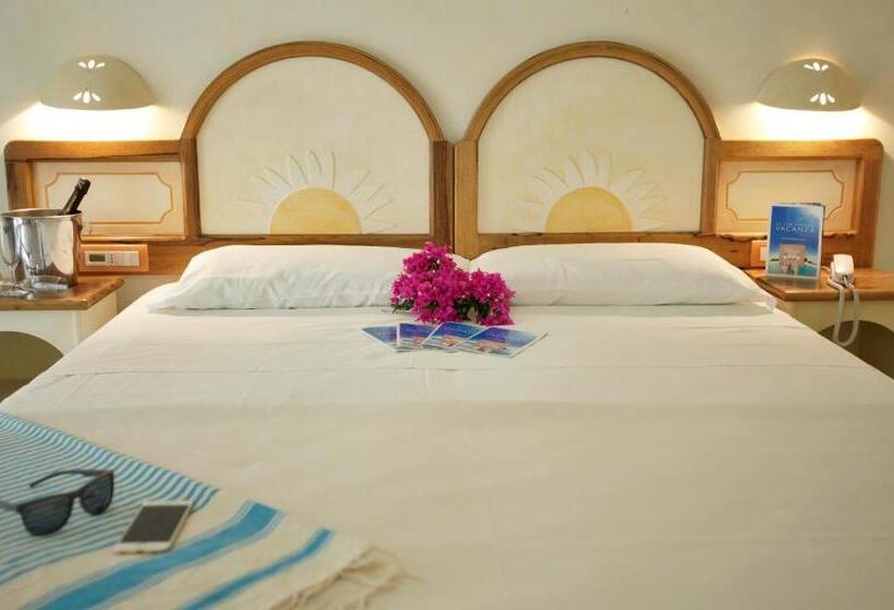 Четырехместный Номер Стандарт, Club Esse Posada