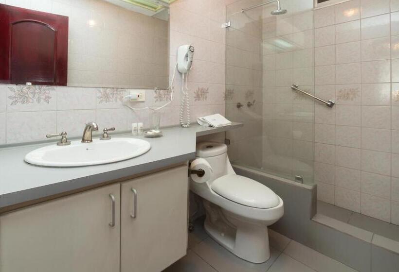 סוויטה, Suites Metropoli