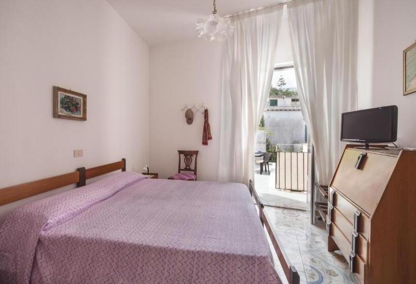 Номер Стандарт с Балконом, B&b Luna Di Miele