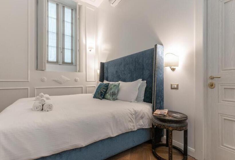 اتاق لوکس چهار تخته, Duomo Smart Suites