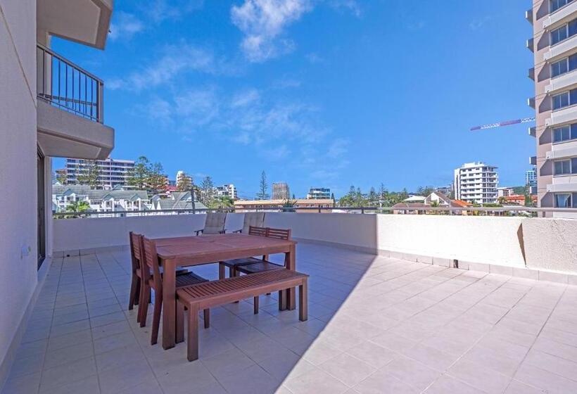 Апартаменты Deluxe 2 Спальни, Columbia Beachfront Apartments On Rainbow Bay