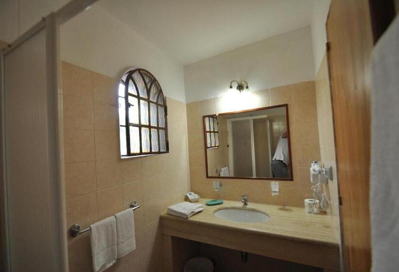 اتاق استاندارد با چشم‌انداز باغ, Villa Eva