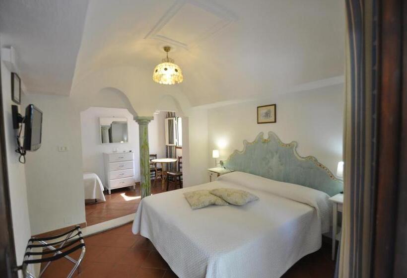 اتاق راحتی سه تخته, Villa Eva
