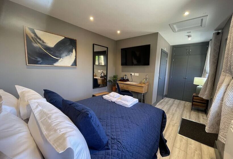 Номер Deluxe, The Old Talbot Hotel Milton Keynes
