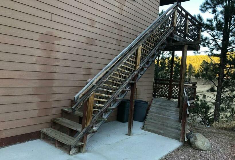 Номер Deluxe, Black Hills Motel At Quail S Crossing