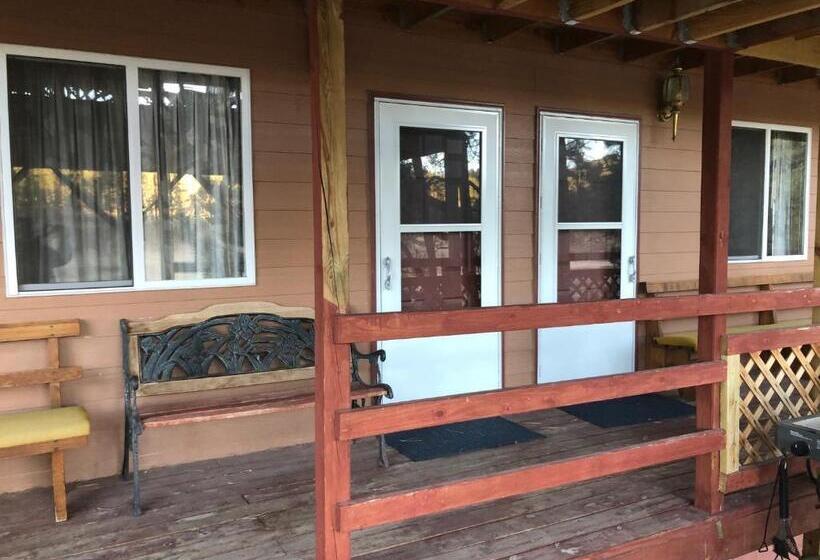 Четырехместный Номер Стандарт, Black Hills Motel At Quail S Crossing