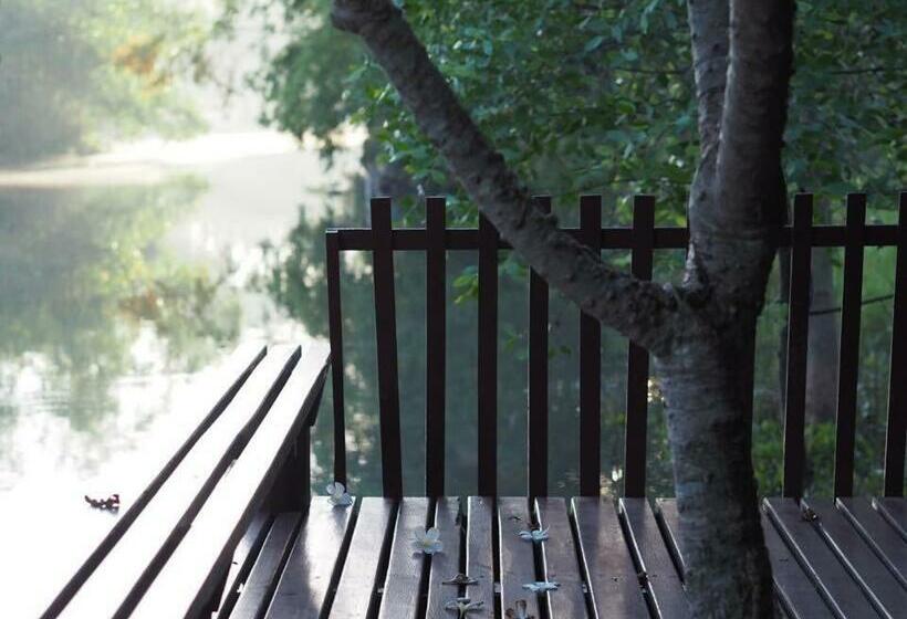 스위트, Baansuanleelawadee Resort Amphawa