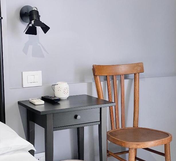اتاق لوکس با چشم‌انداز باغ, Villa Volli Three Rooms