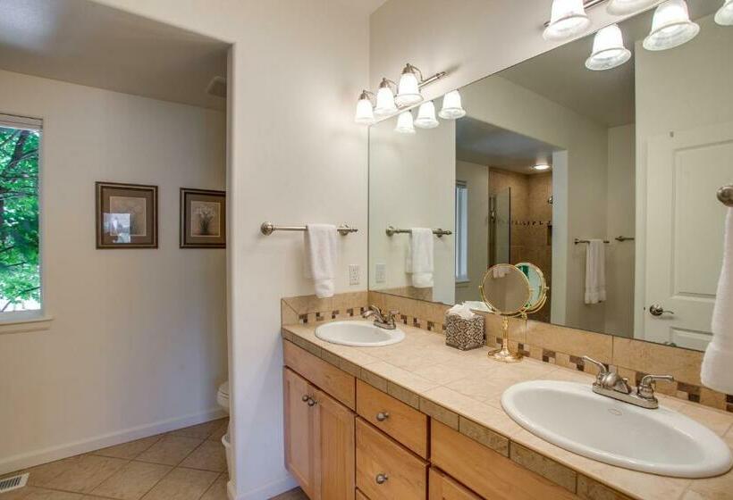 Дом 3 Спальни, Chelan Resort Waterfront Townhouse
