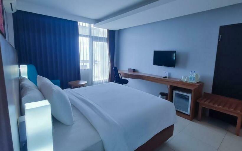Номер Deluxe, Grand Inna Samudra Beach