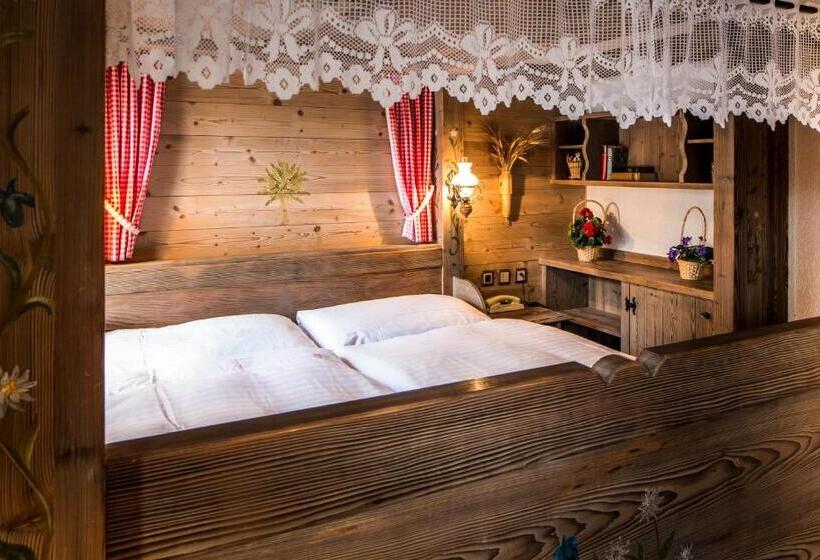 Номер Deluxe, Olympia