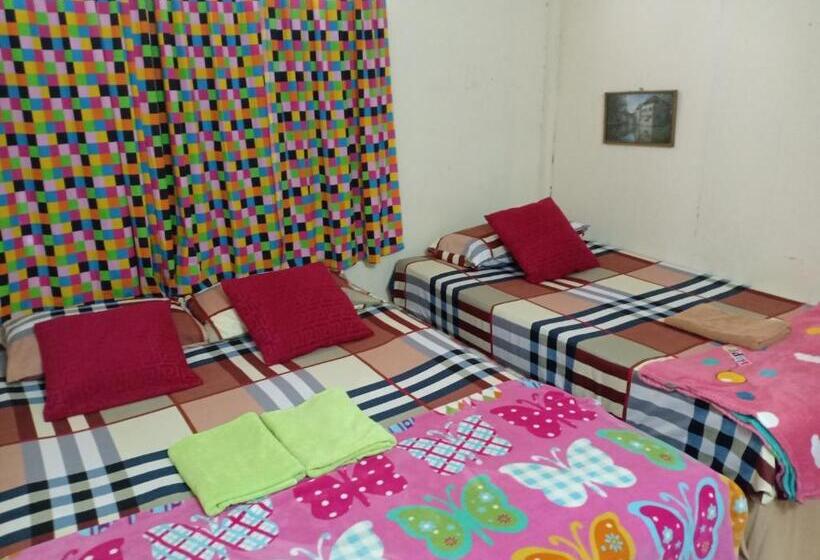 스탠다드 트리플 룸, Baanchaokoh Homestay