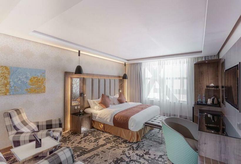 스위트, Gacine Hotel Al Tahlia