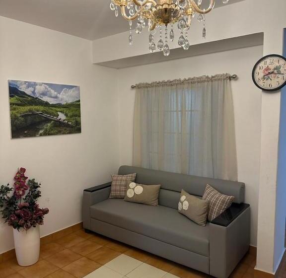 标准间, Lorin Bnb