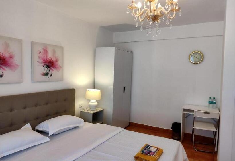 带大床的标准间, Lorin Bnb