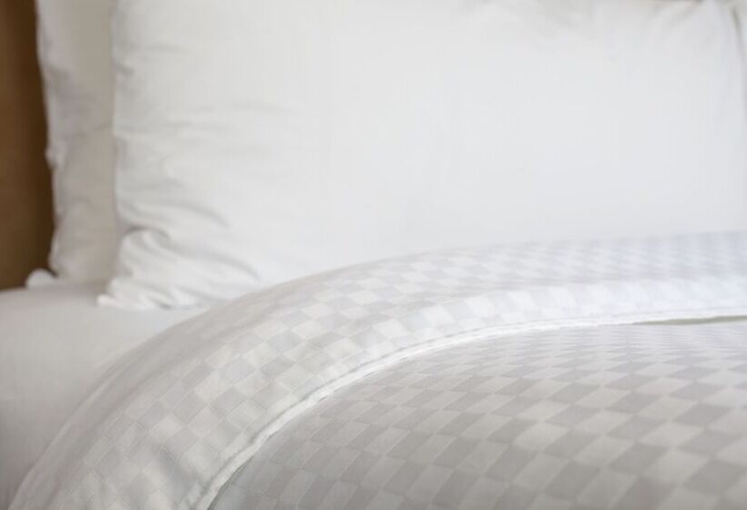 スイート, Four Points By Sheraton Midland