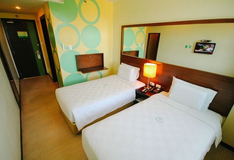 Quarto Estandar, Go Hotels Bacolod