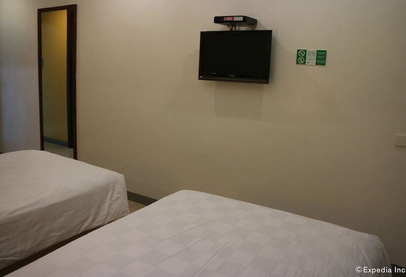 Quarto Estandar, Go Hotels Bacolod