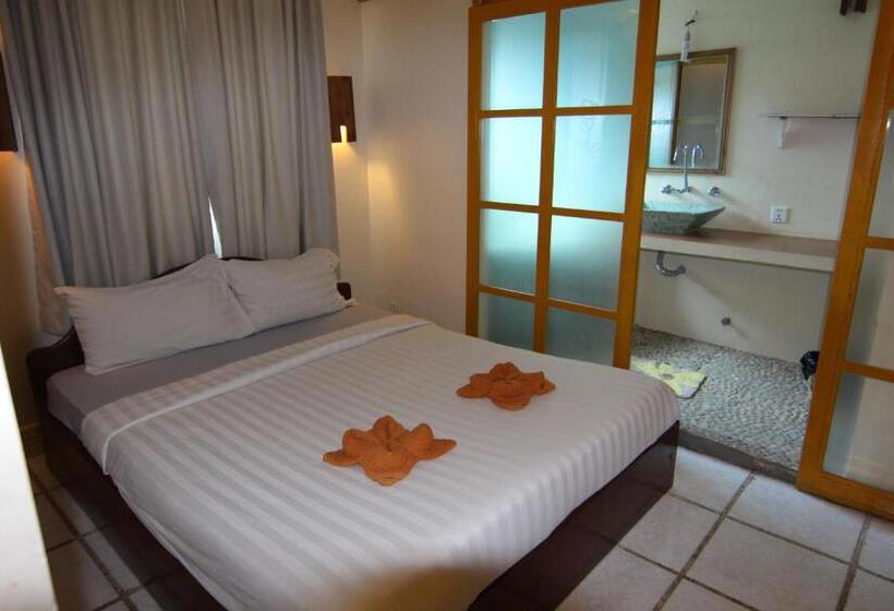 سوییت, Naga Angkor Hostel